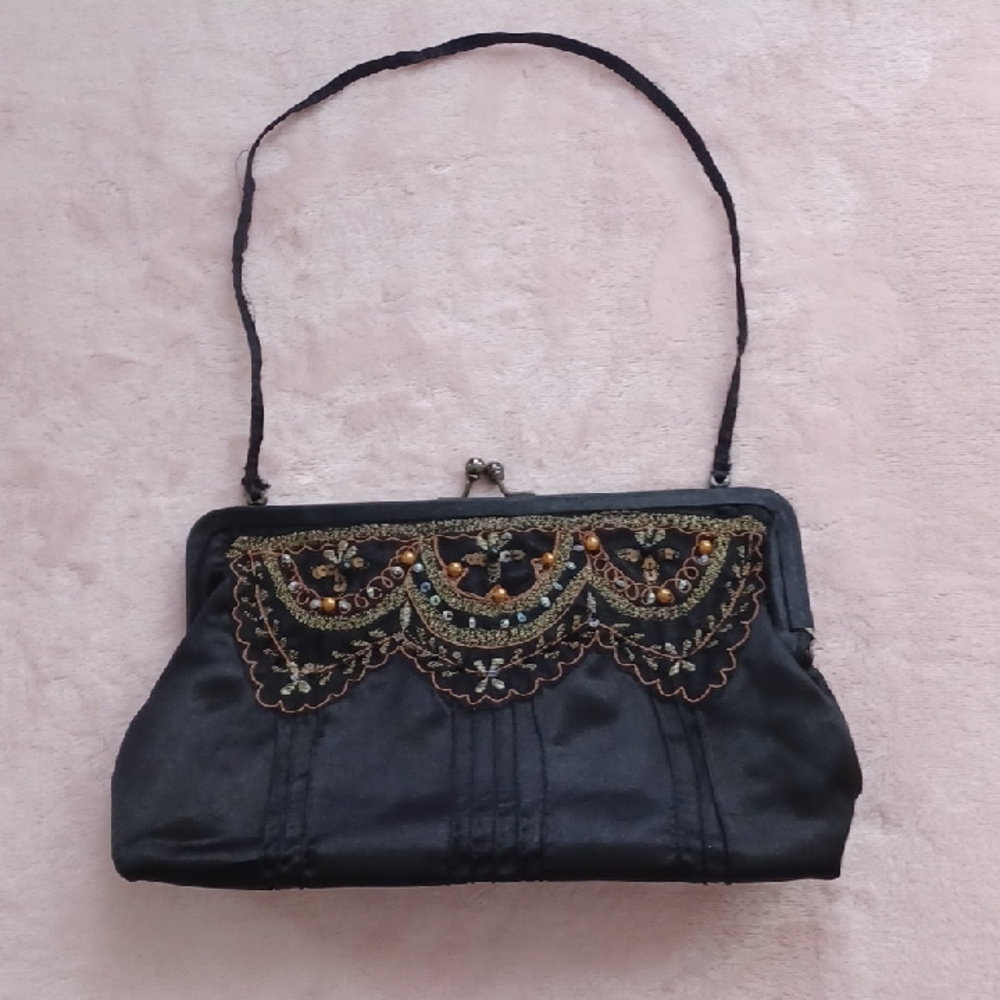 Elegant Handbag/Clutch Metalic Embroidered/Beaded On Black. Ball Snap Closure